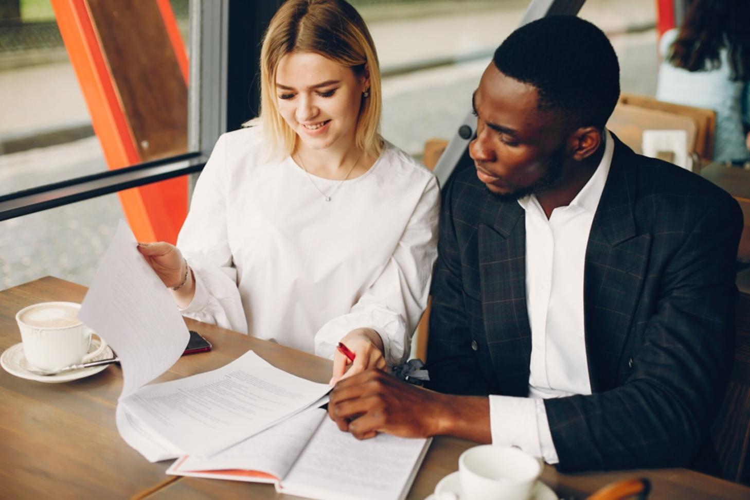 Анализ рыночных трендов и финансовых индикаторов